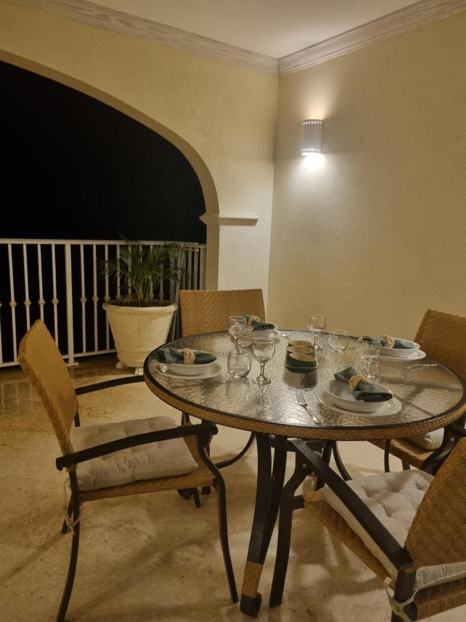 Royal Apartments 1 Bedroom Apartment Sea Views Saint James Kültér fotó